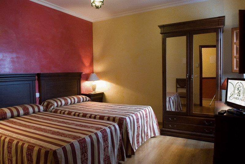 אוסונה Hotel Esmeralda מראה חיצוני תמונה