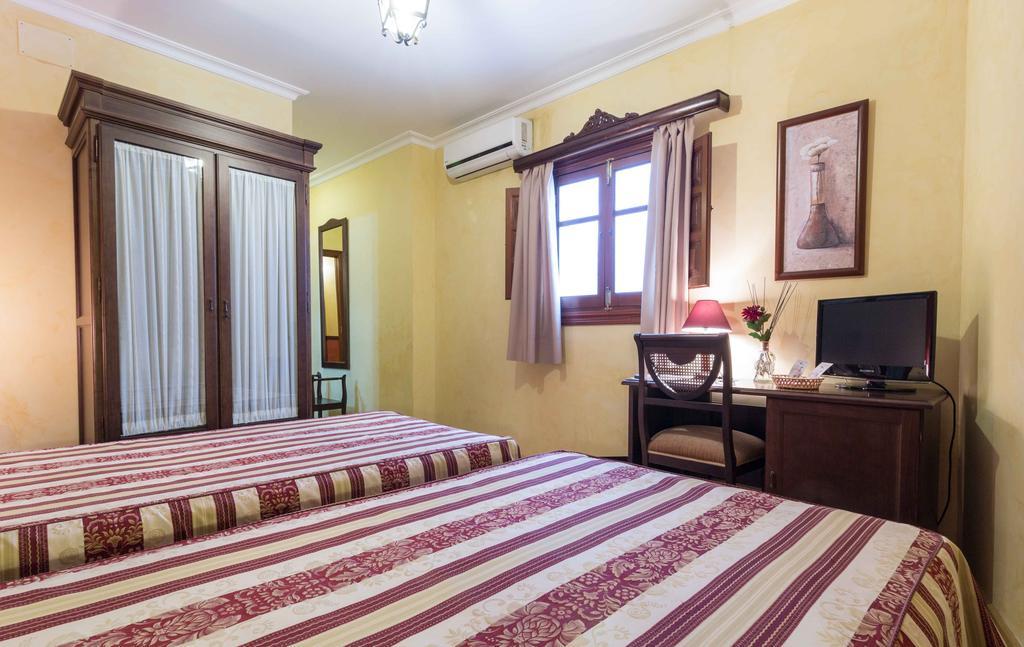 אוסונה Hotel Esmeralda מראה חיצוני תמונה